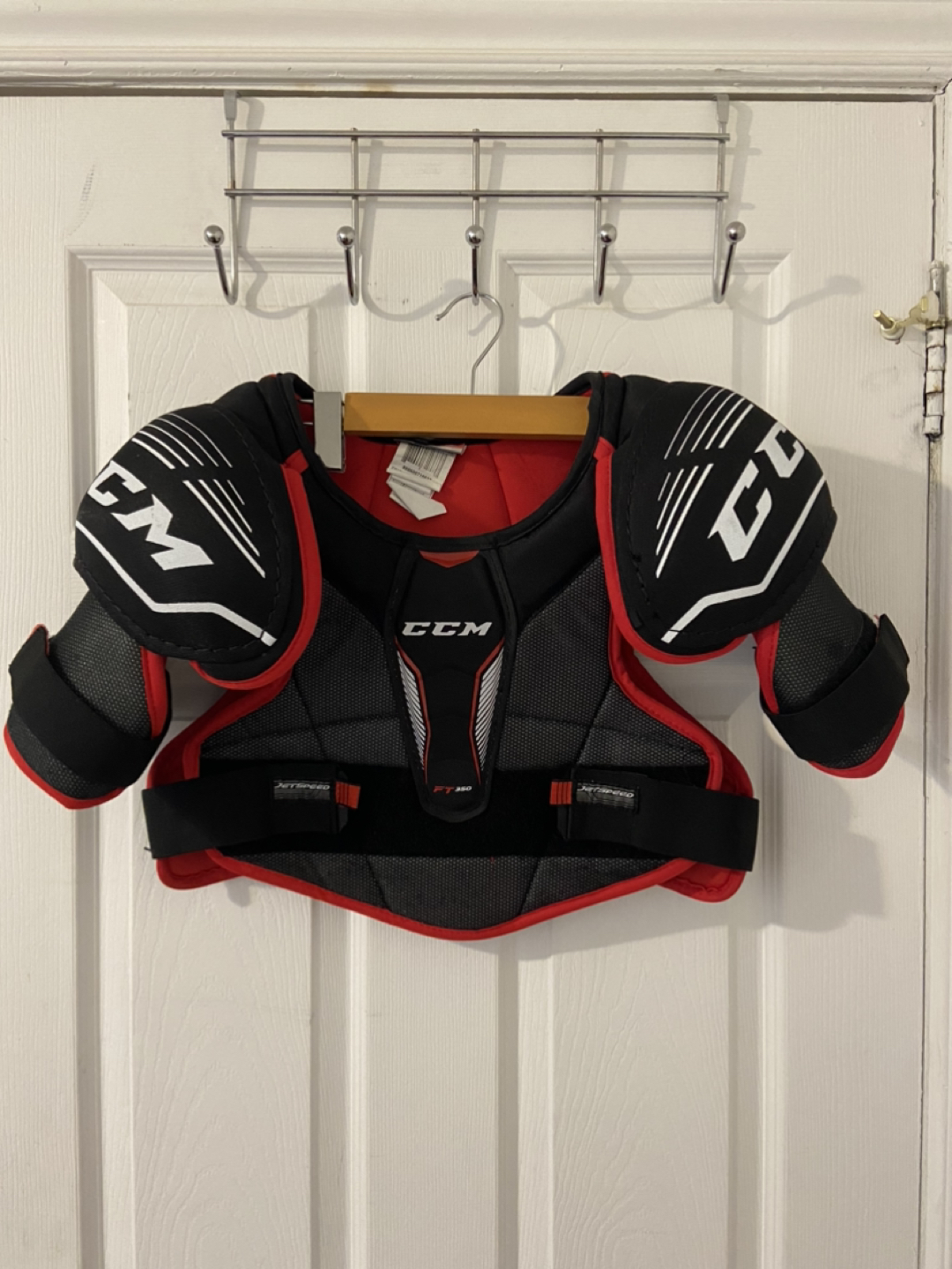 CCM Jetspeed FT350 Hockey Medium Shoulder Pads - photo 2