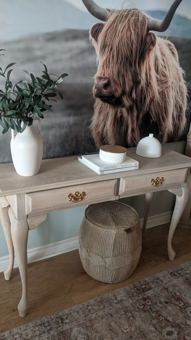 Queen Anne console table/ sofa table/ desk