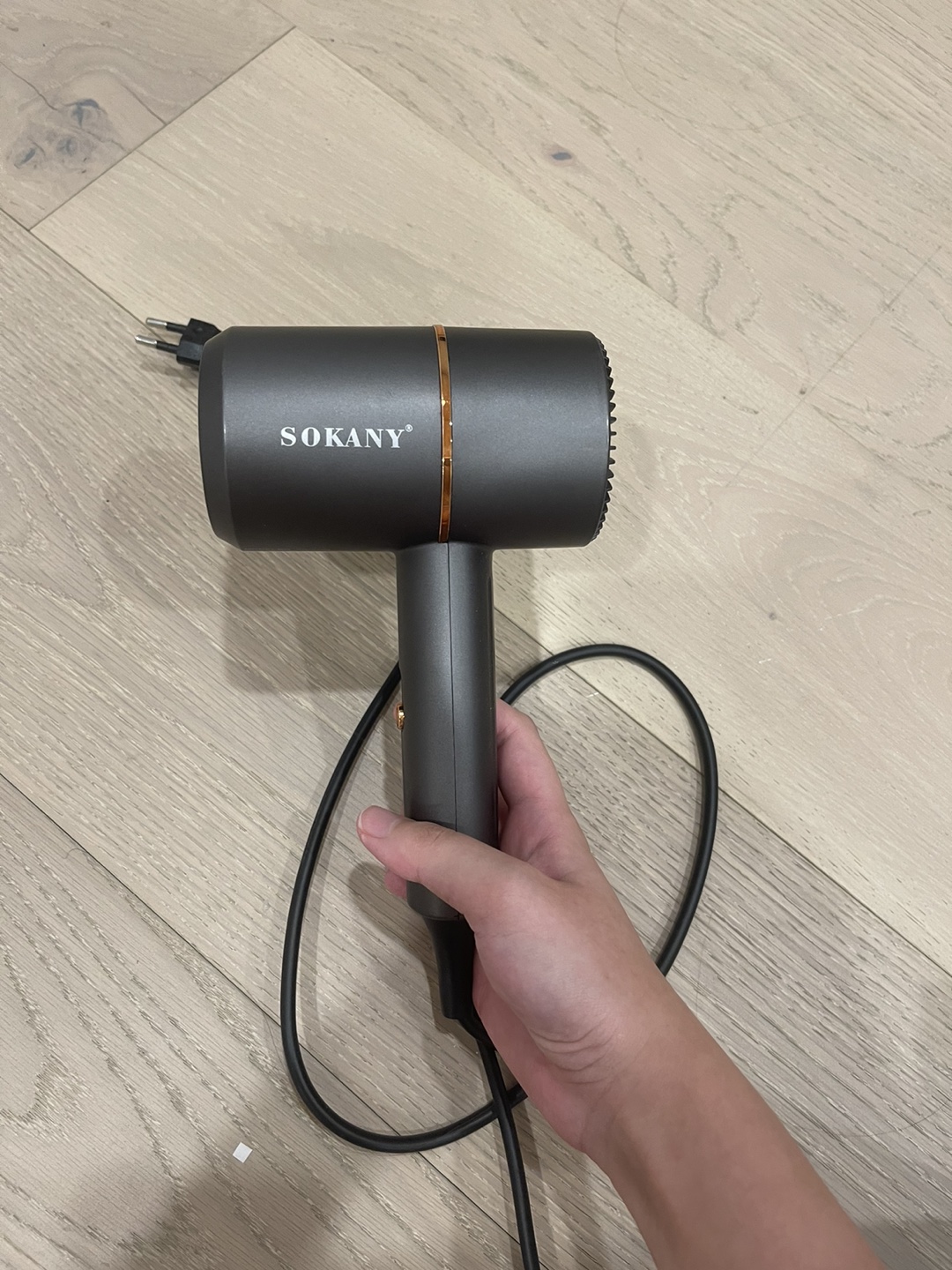 🏀 Brand new hair dryer! Moving sale thumbnail