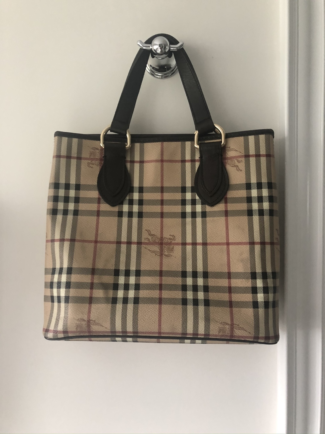Burberry Haymark Tote Purse image indicator(2)