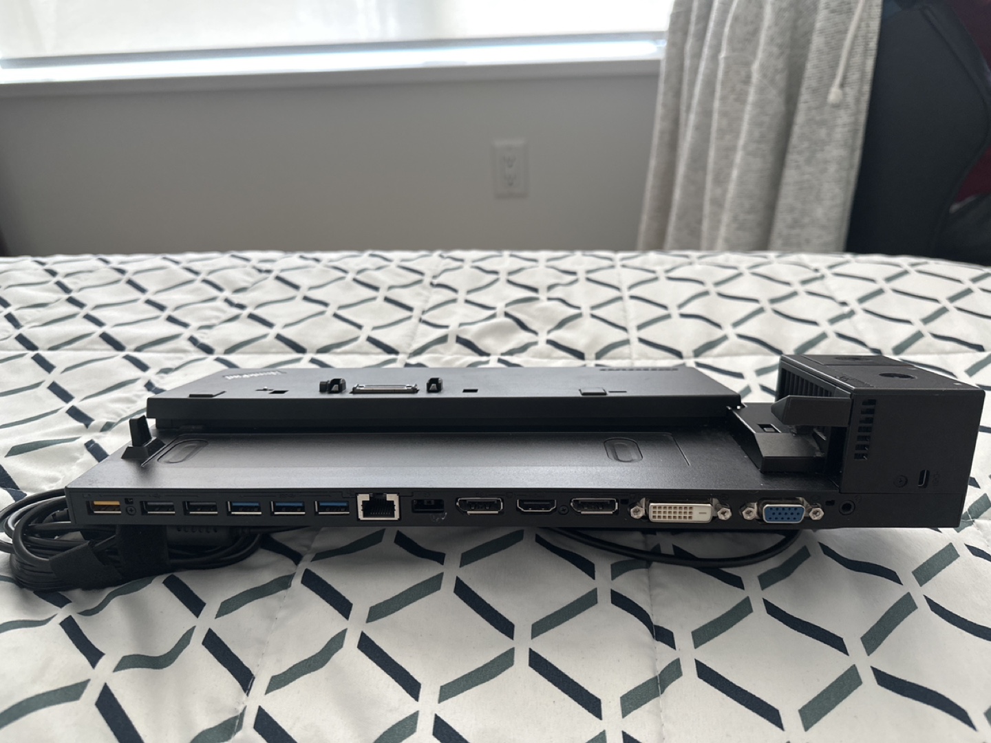 Lenovo Thinkpad ultra Dock with charger - photo 2