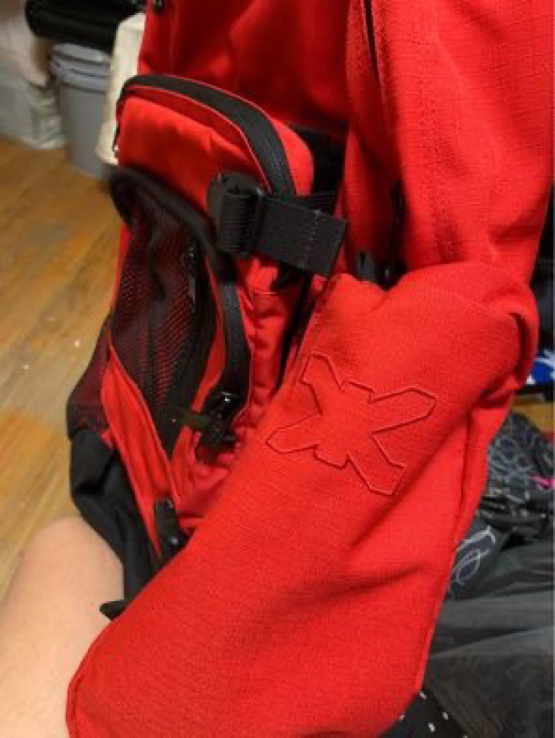 Red Backpack 🏀 image indicator(3)