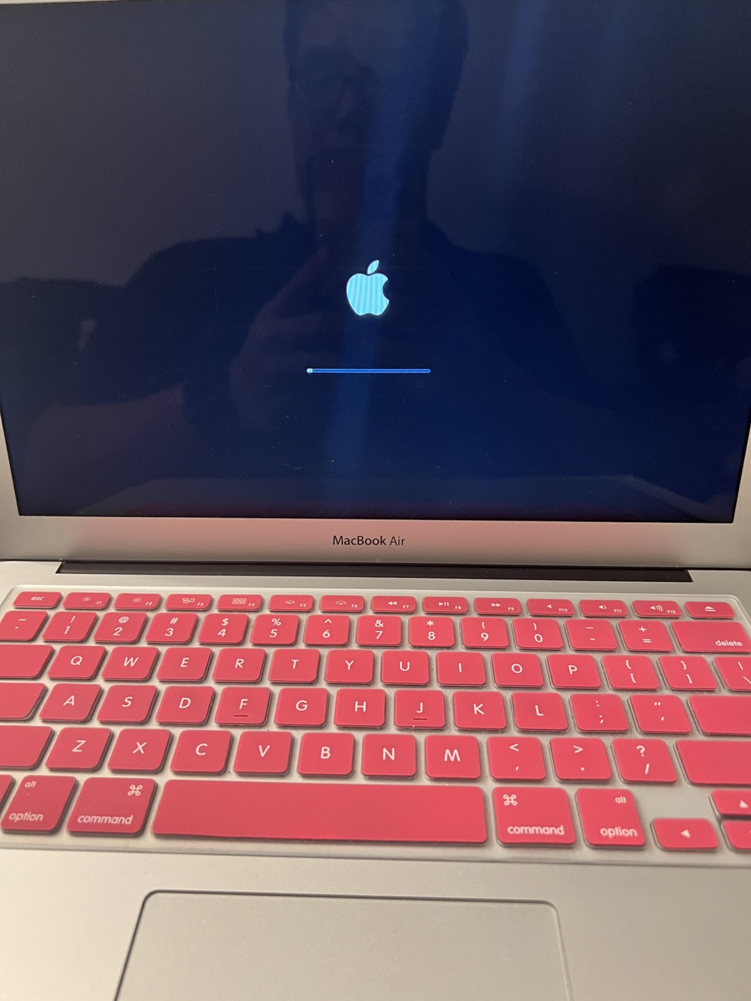 Mac Book Air 2015 with original box image indicator(5)