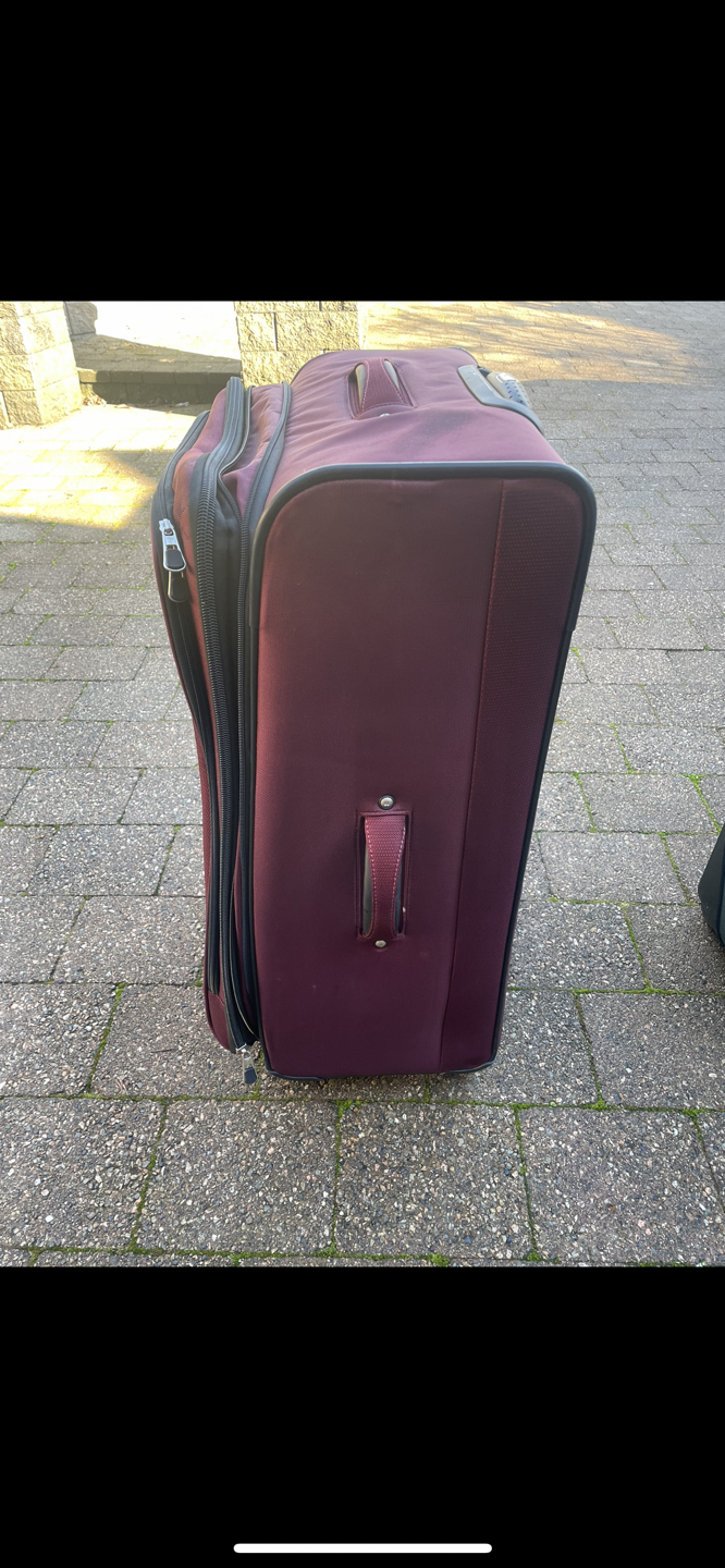 Suitcase - photo 4