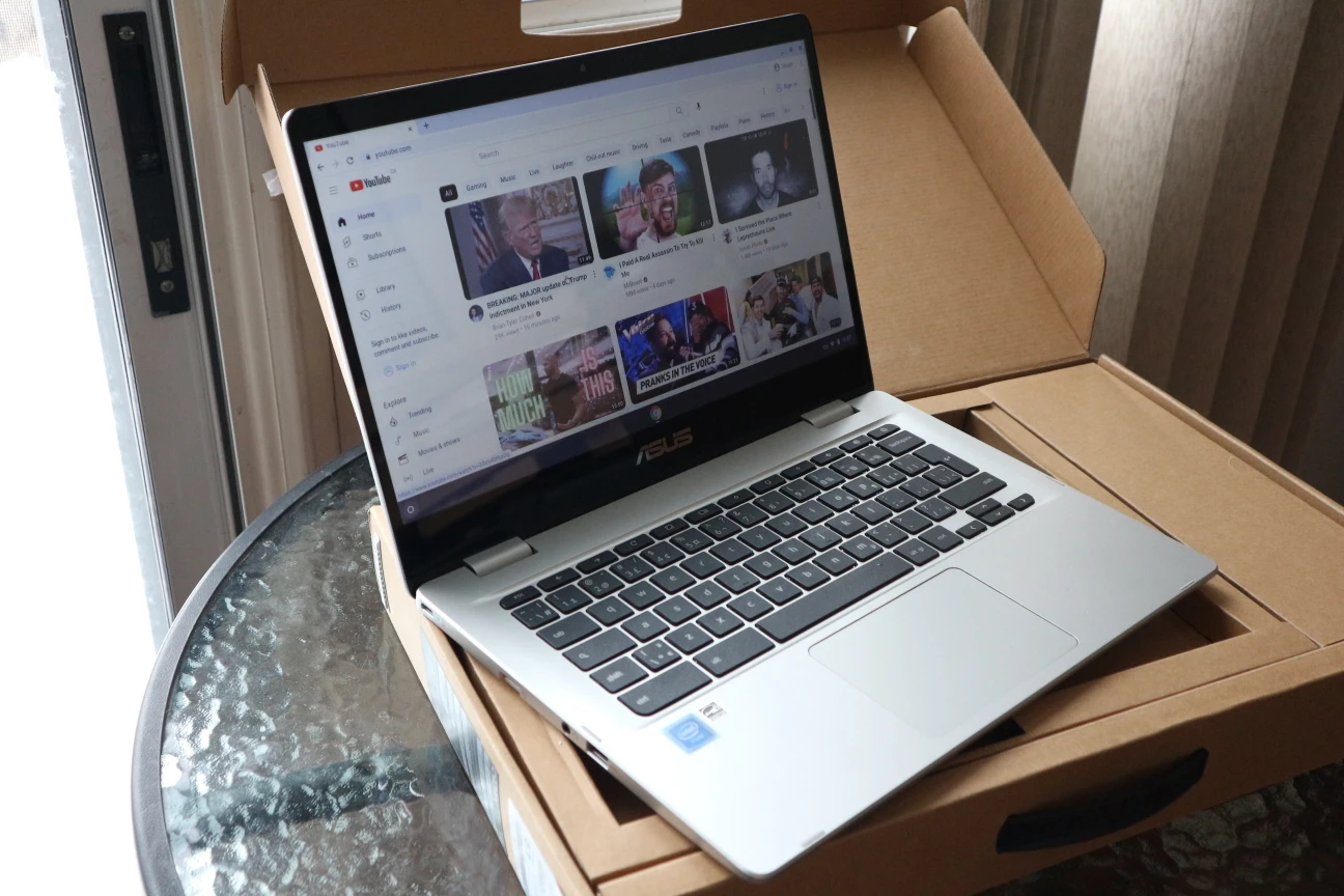 ASUS C423NA-RH91T-CB 14" Touchscreen Chromebook - photo 4