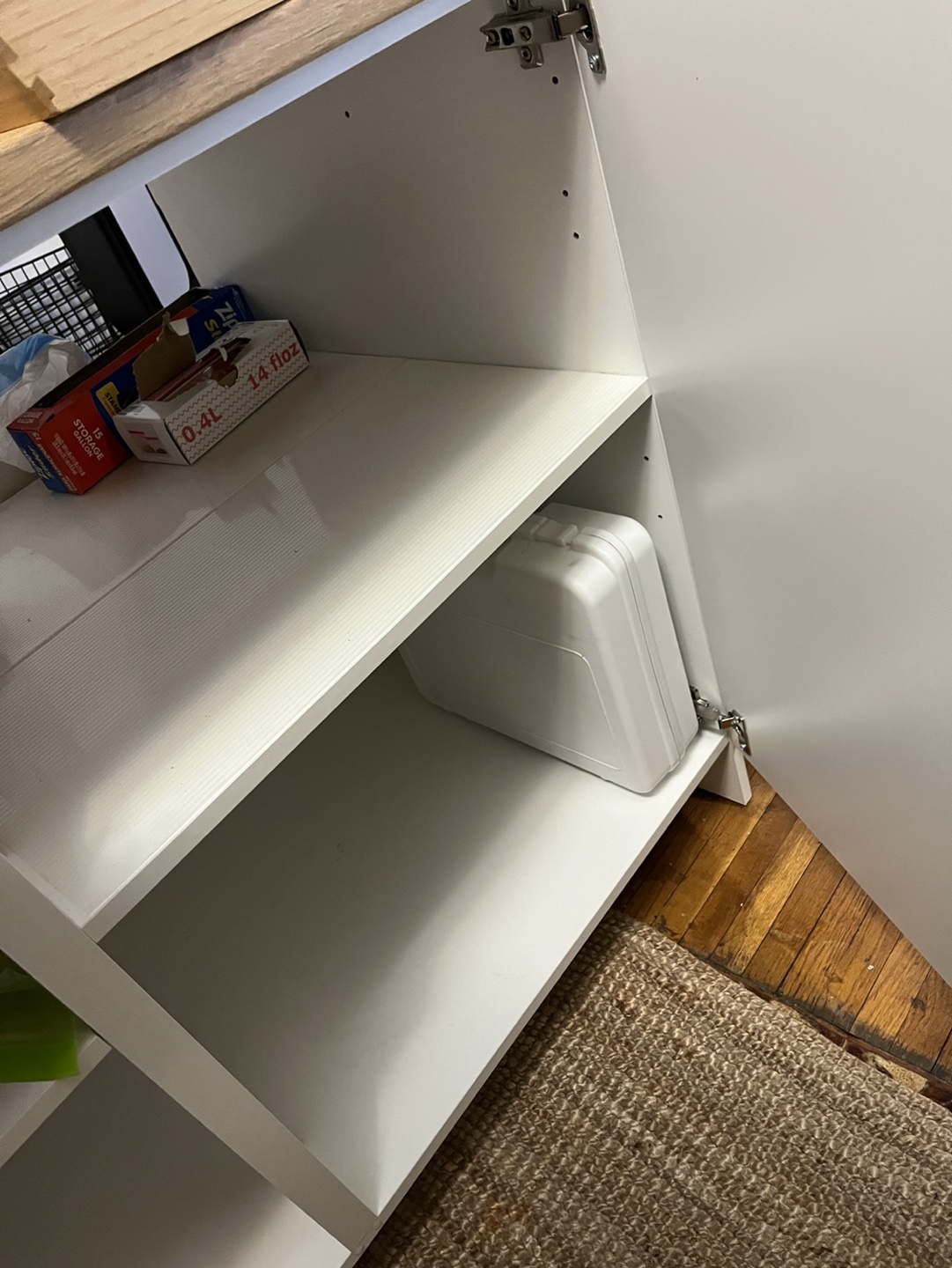 Ikea Cabinet very good condition Original Price $240 - photo 4