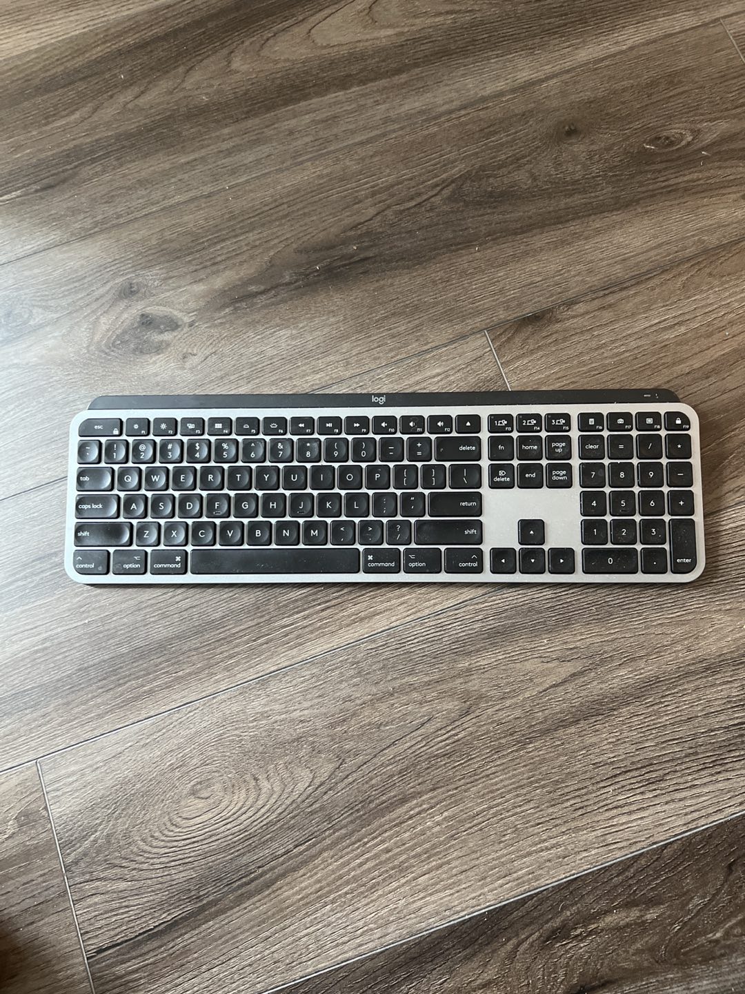 Logitech MX master Keys