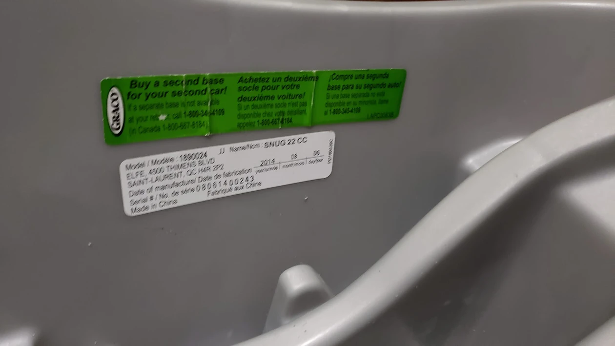 Graco car seat with base #freecycle image indicator(6)