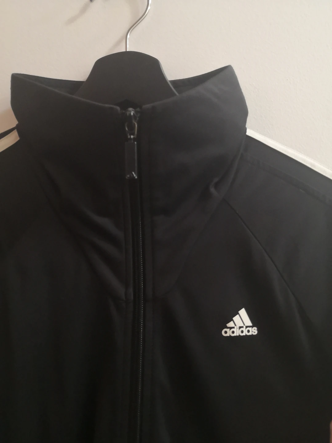 Unisex Adidas jacket size L (men's S) image indicator(2)