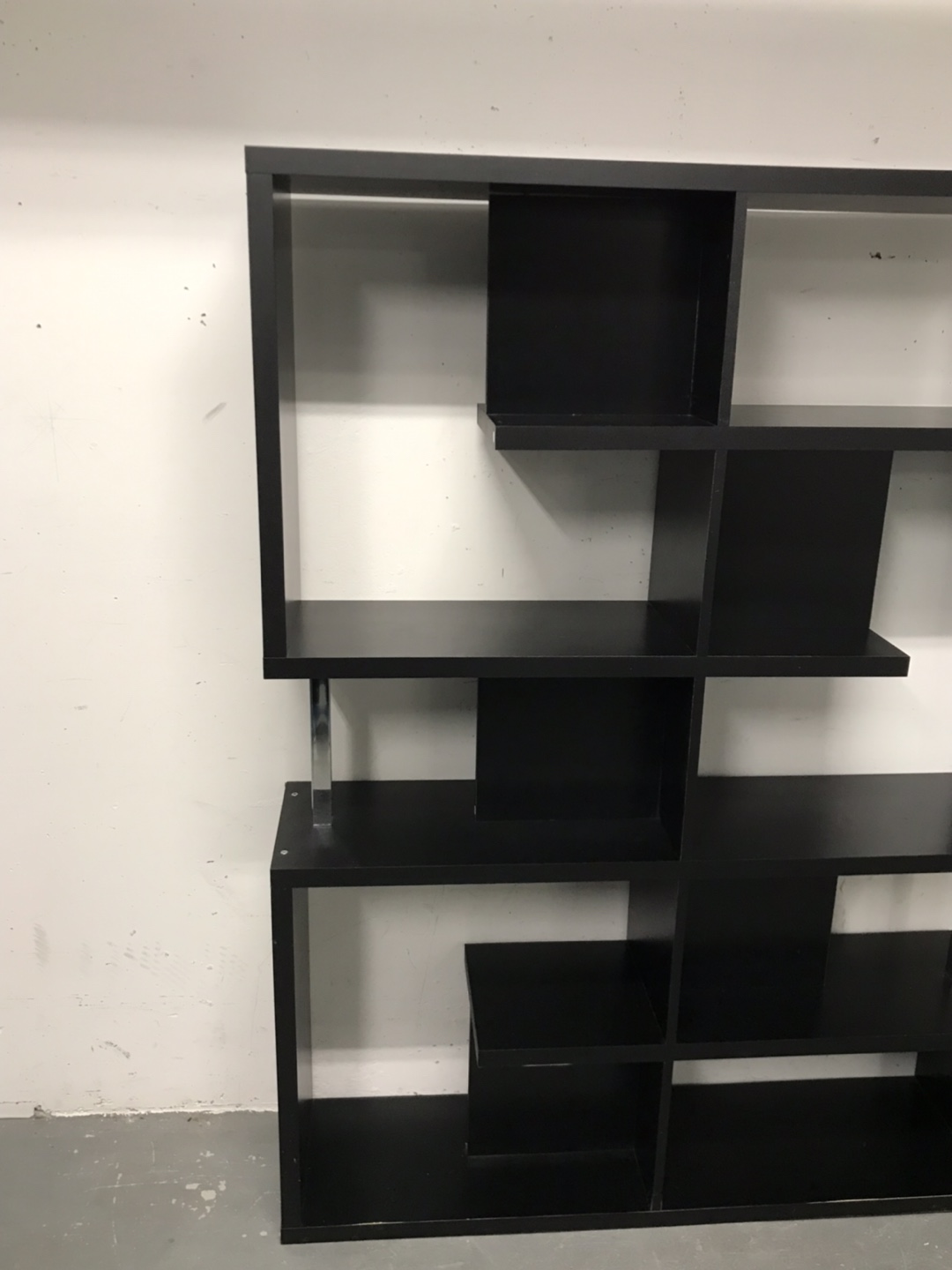 Like New Brand Name 5-Tier Stylish Display / Modern Bookcase - photo 3