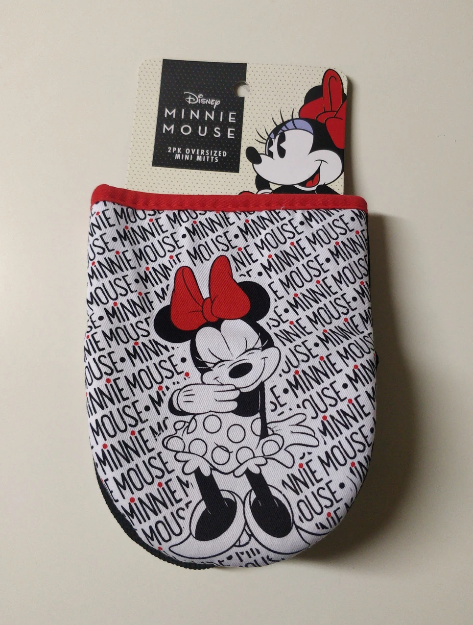 NWT Disney Minnie Mouse Oven mitts 🏀 thumbnail
