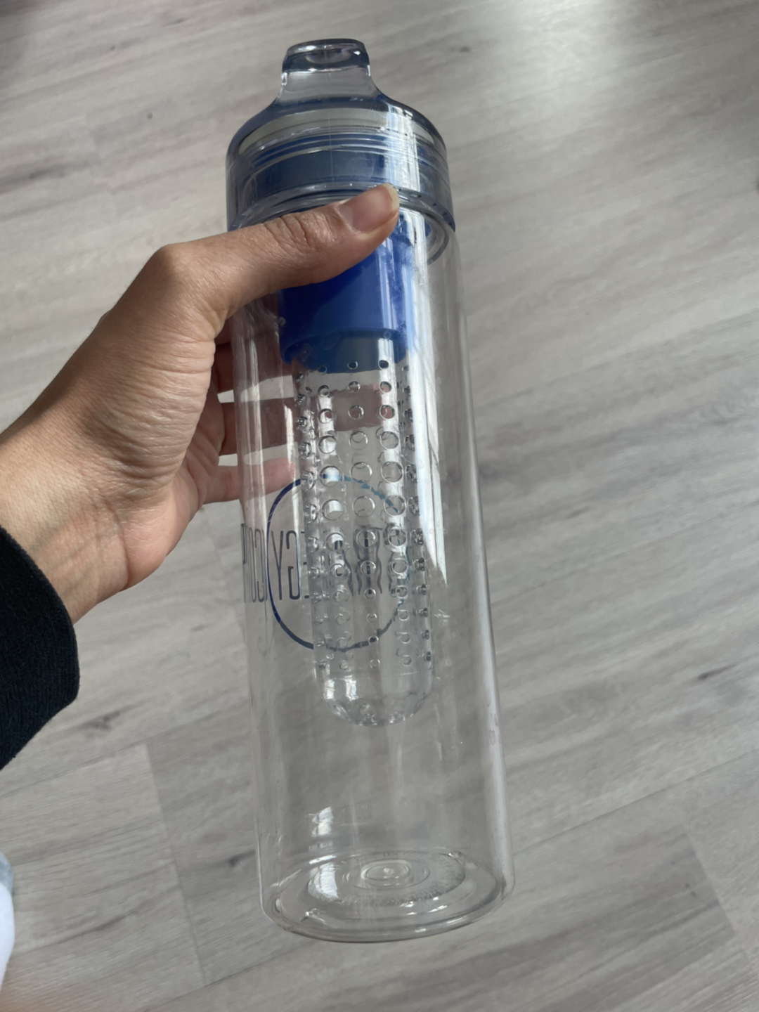 Infuser water bottle
