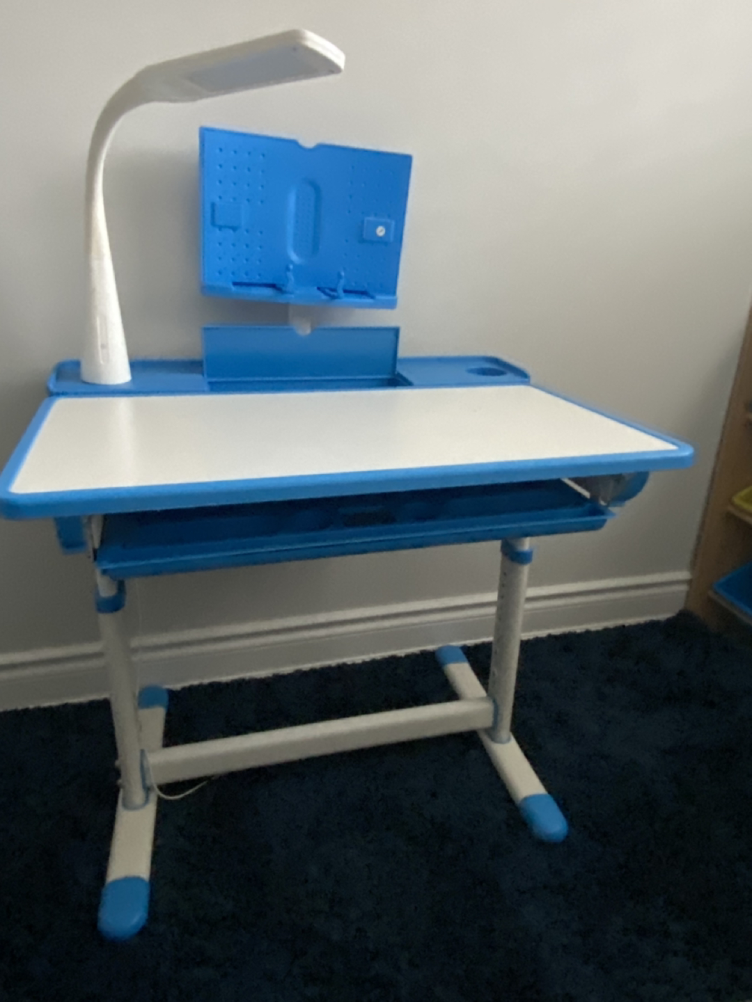 Moving sale