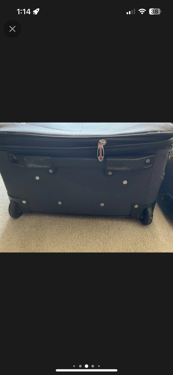 2 luggage for sale thumbnail