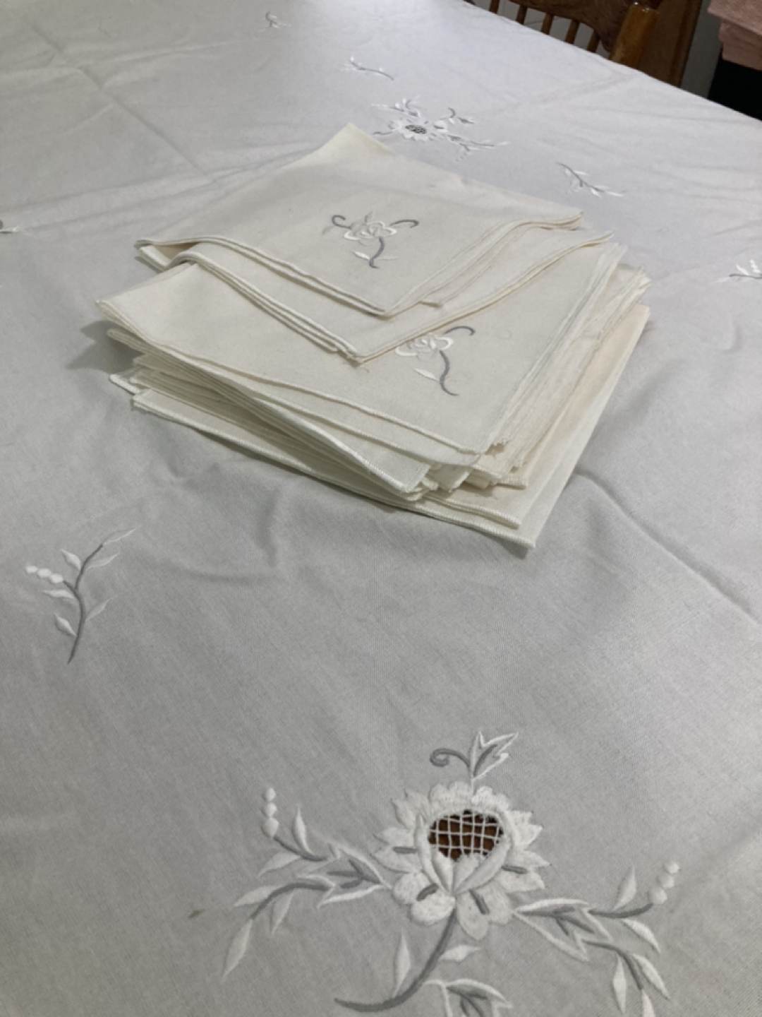 Tablecloth - photo 2