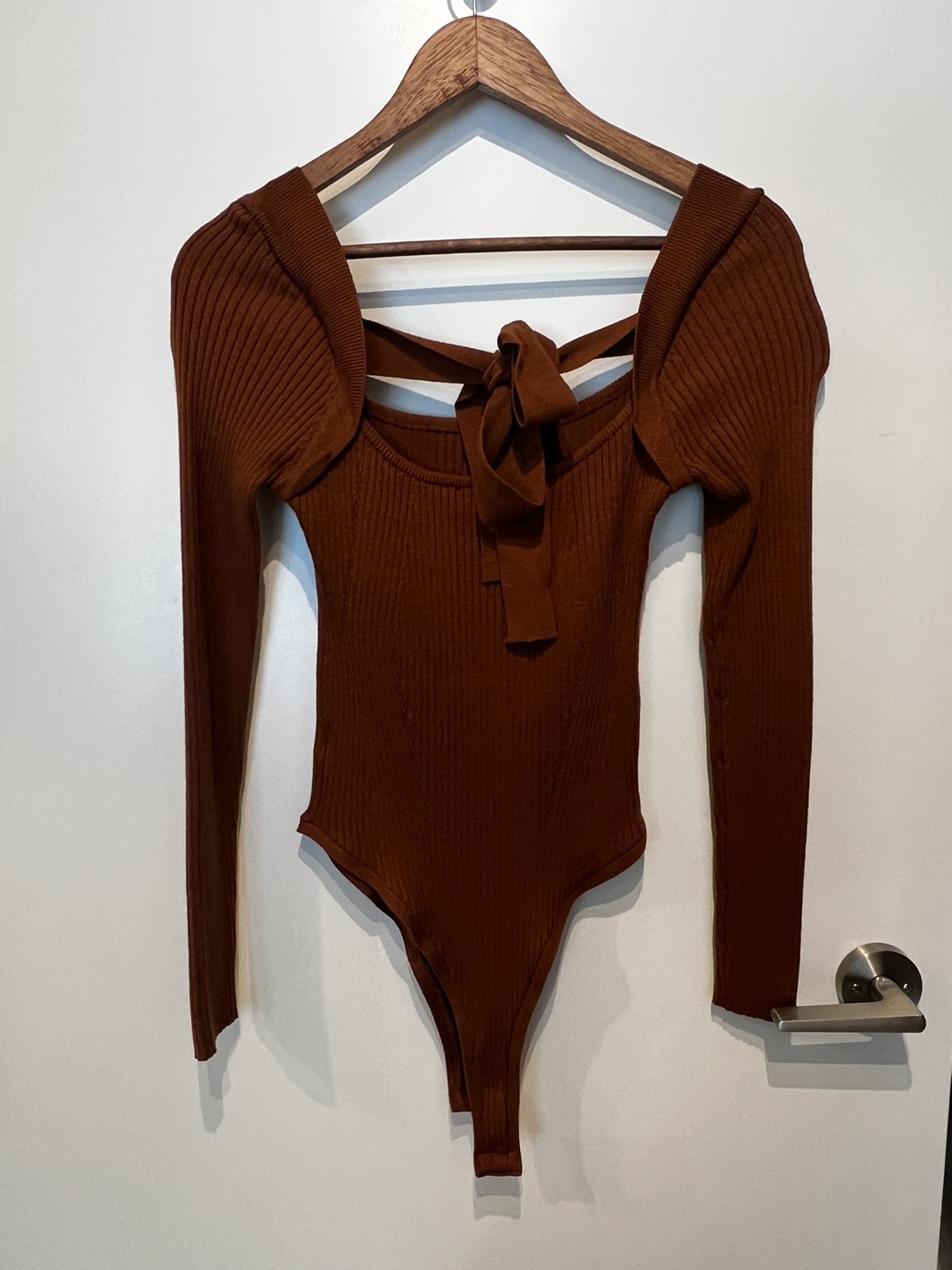 ASTR Tan Sweater with back tie - photo 2