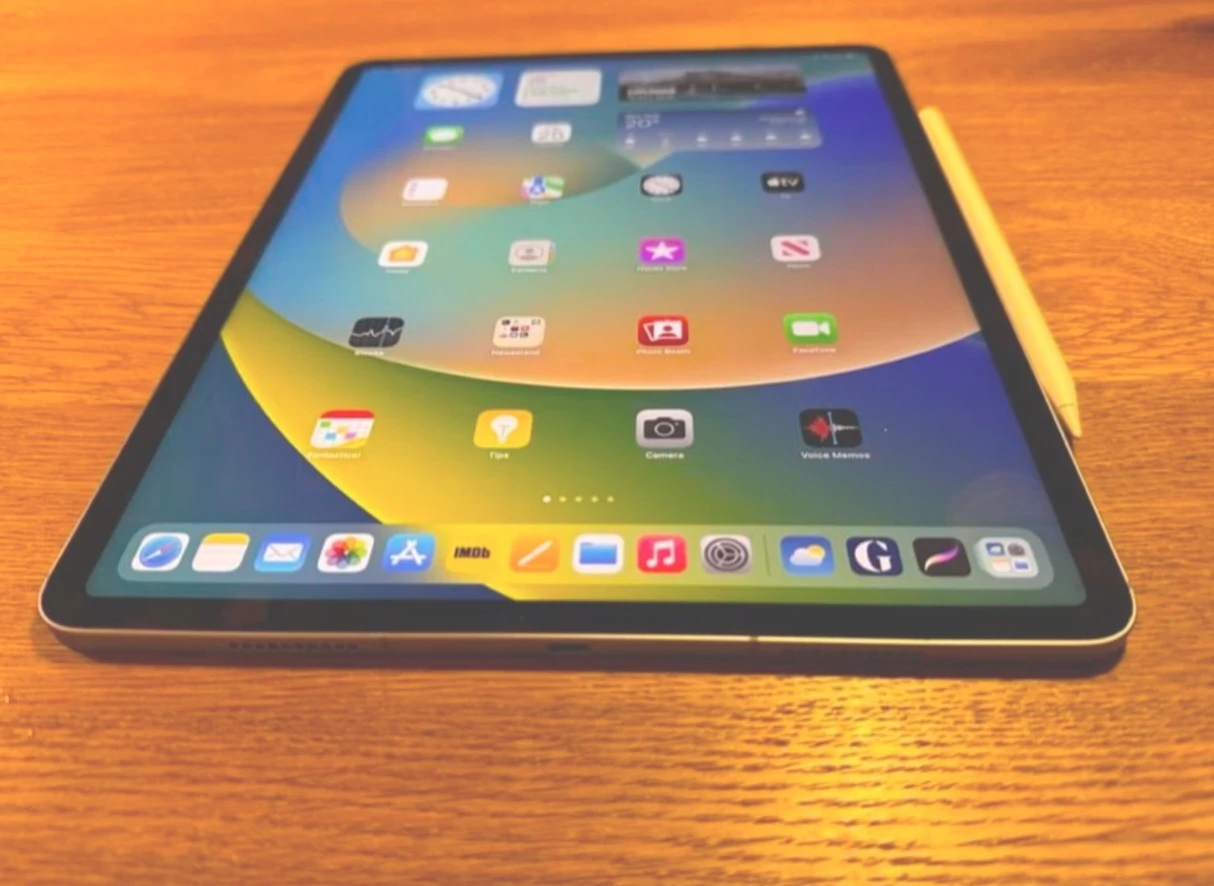 iPad Pro M2 256 gig - photo 3