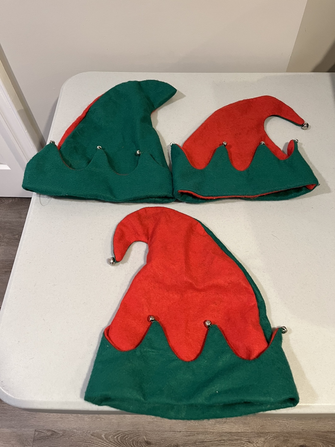 FREE Christmas elf hats thumbnail