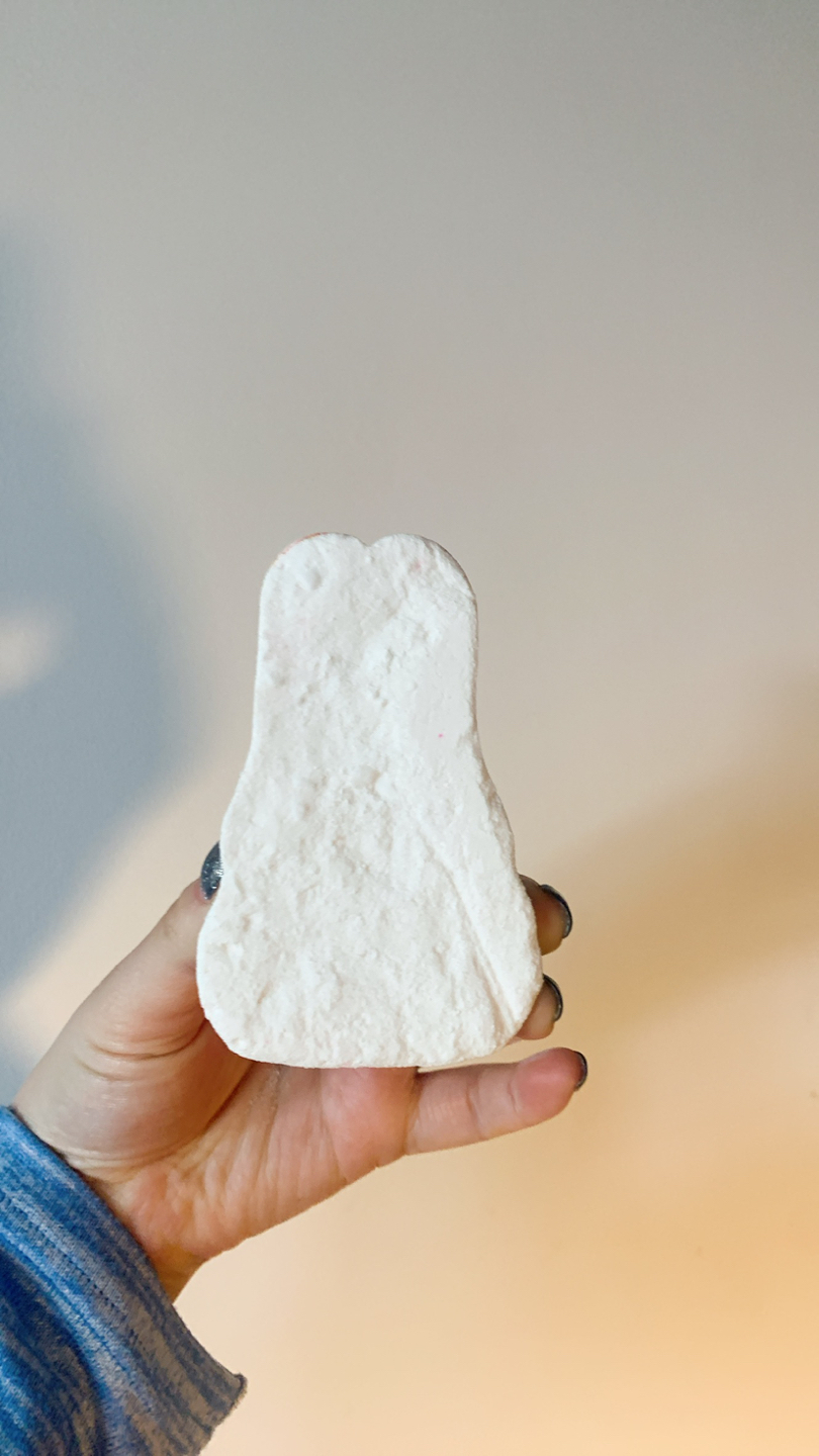 💸 Lush - Follow the White Rabbit bath bomb - photo 4