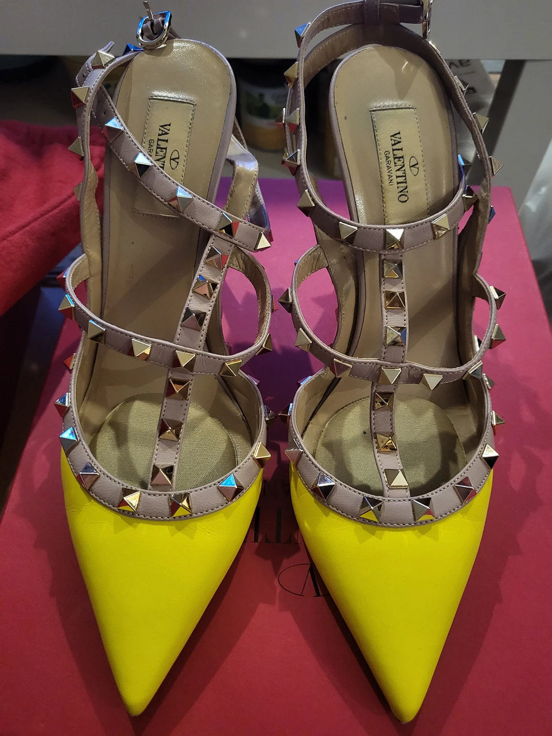 Valentino Rockstud Heels - photo 3