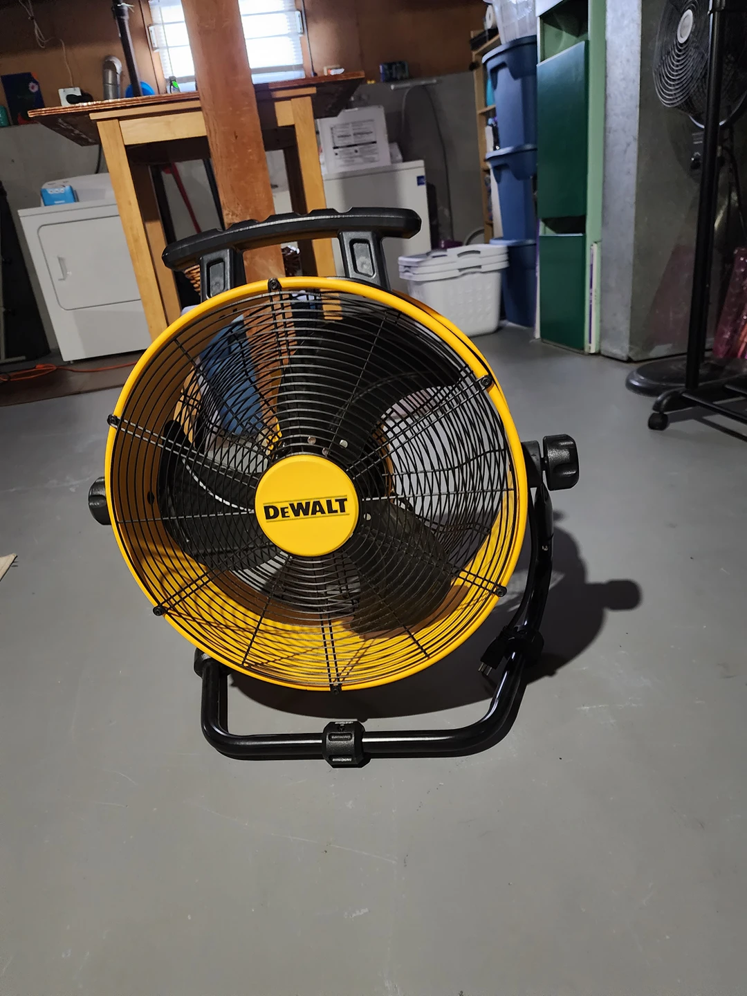 Dewalt heavy duty fan - photo 2