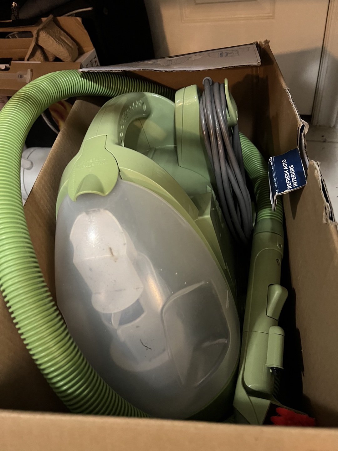 Bissell spot cleaner - photo 2