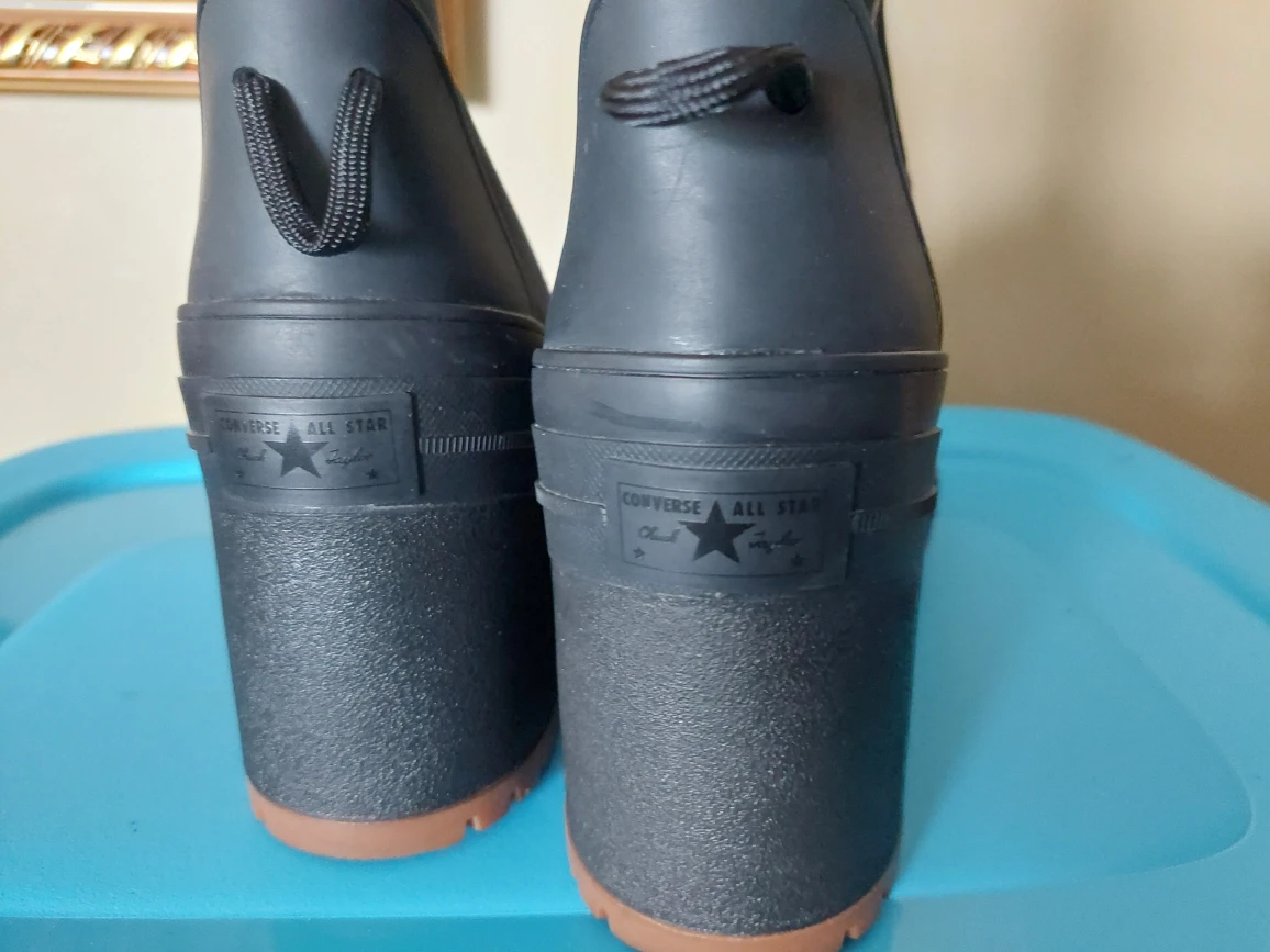 Chuck Taylor Converse Boots - photo 2