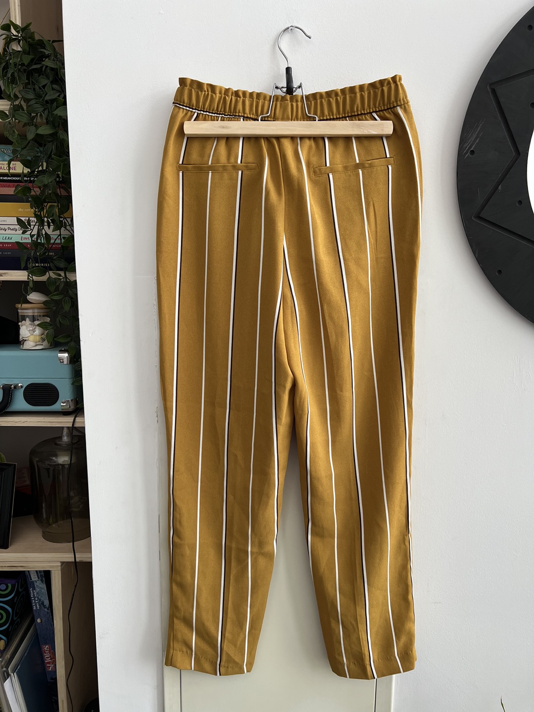 MUSTARD STRIPPED ANKLE PANTS image indicator(2)