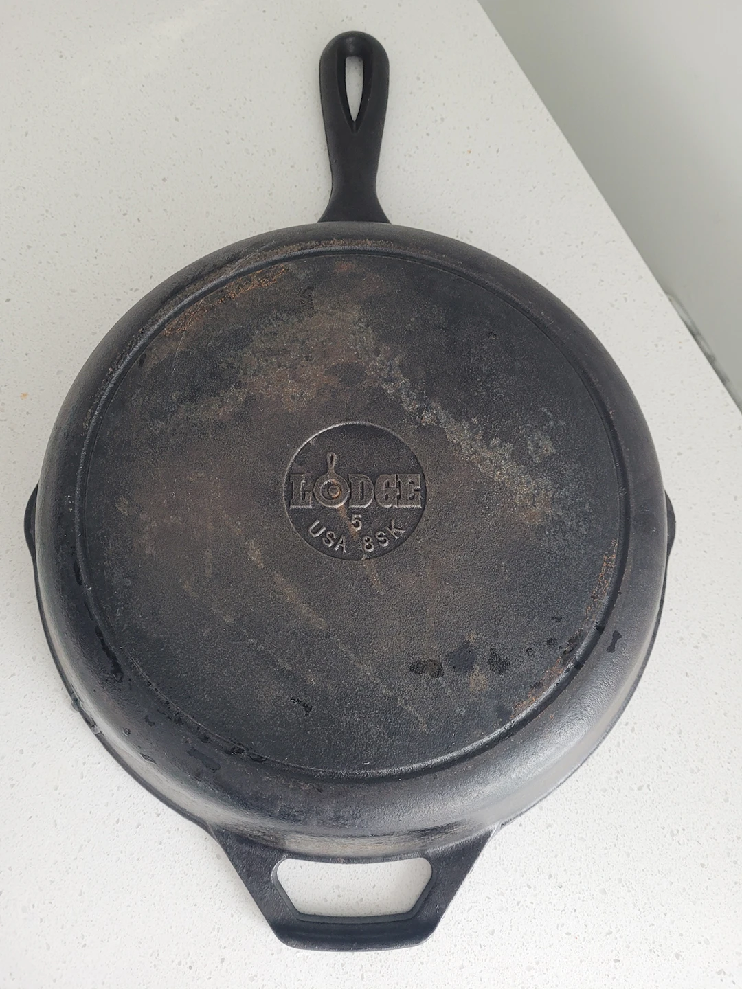 Lodge cast iron skittle thumbnail