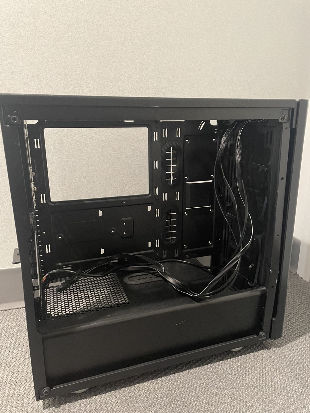 Corsair 275R Computer Case for parts #freecycle - photo 2