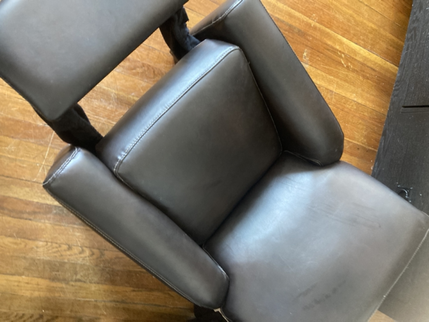 #freecycle kid’s recliner(PPU) - photo 2