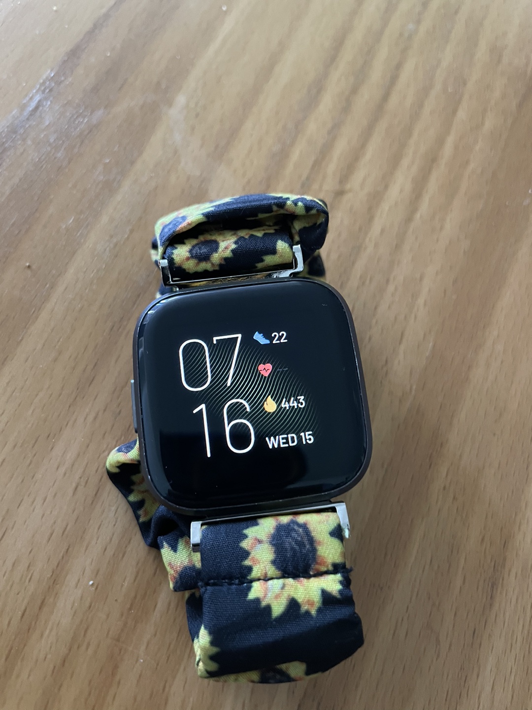 Fitbit Versa 2 thumbnail