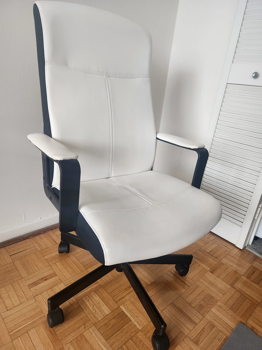 IKEA Millberget Office Chair - Great Condition thumbnail