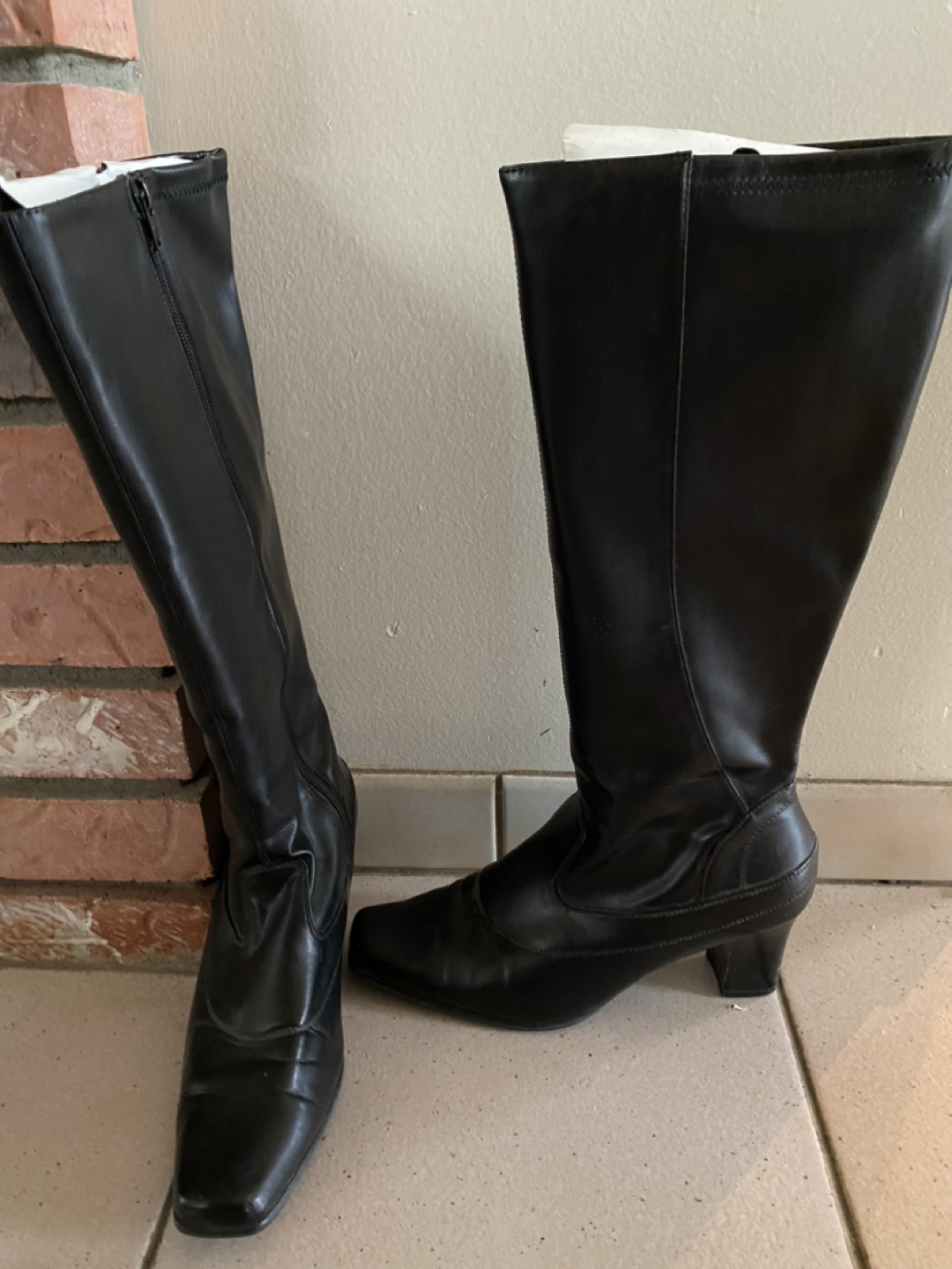 Black women’s boots - so 10 thumbnail