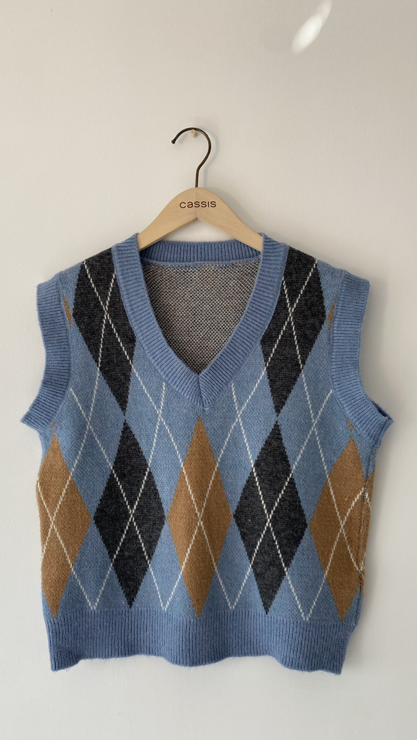 knit vest