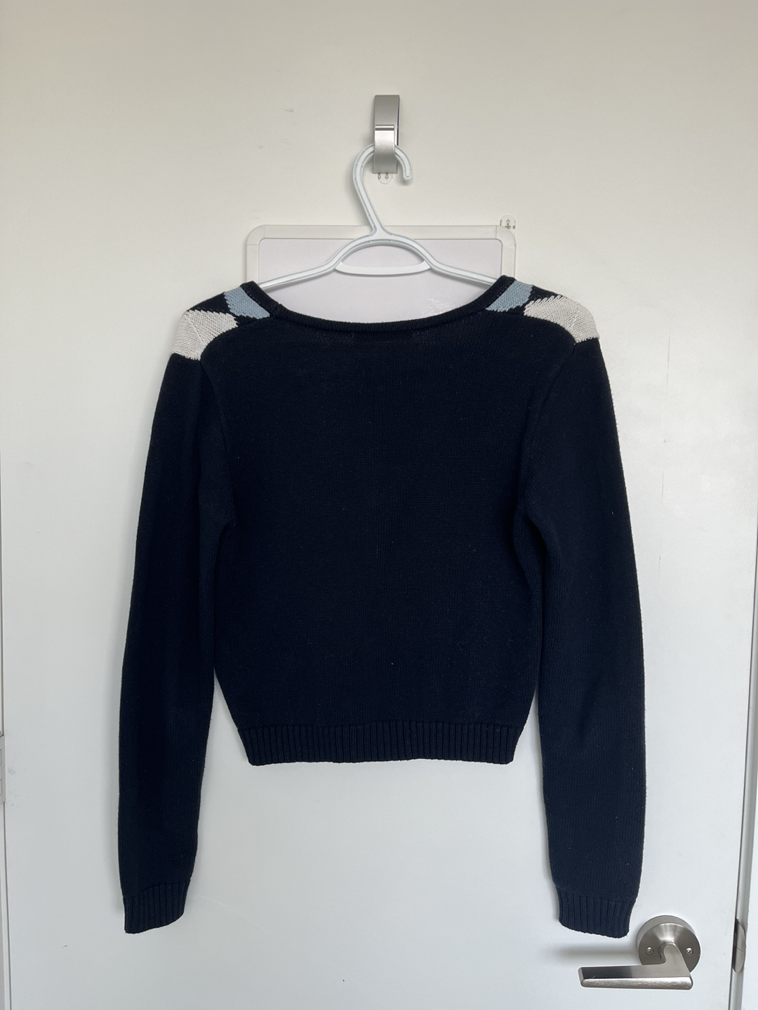Brandy Melville Elizabeth Sweater thumbnail