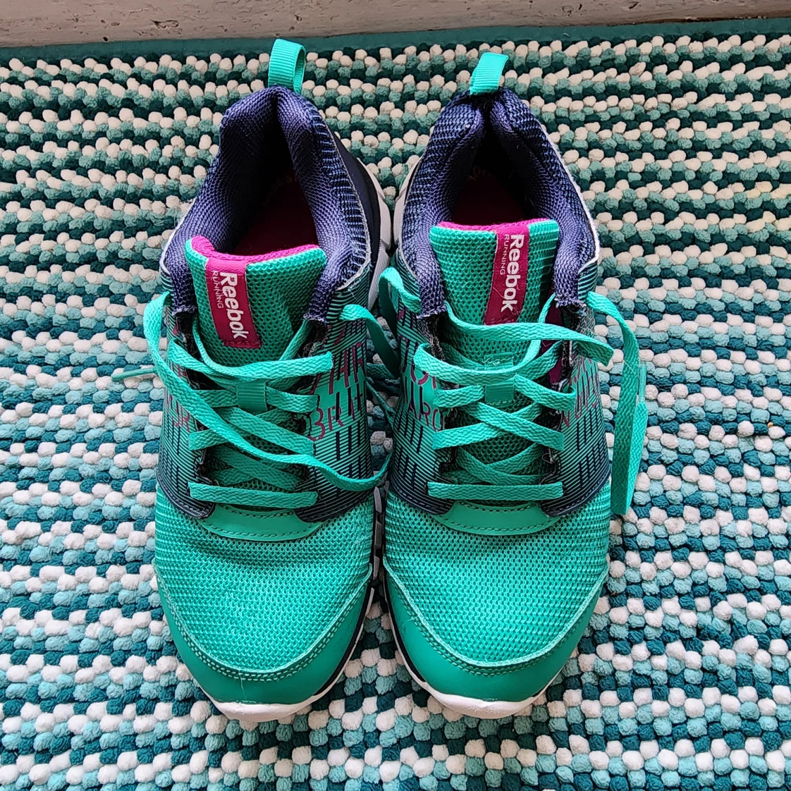#FREECYCLE# TEAL REEBOK RUNNING SHOES ~ KIDS 4/LADIES 5 thumbnail