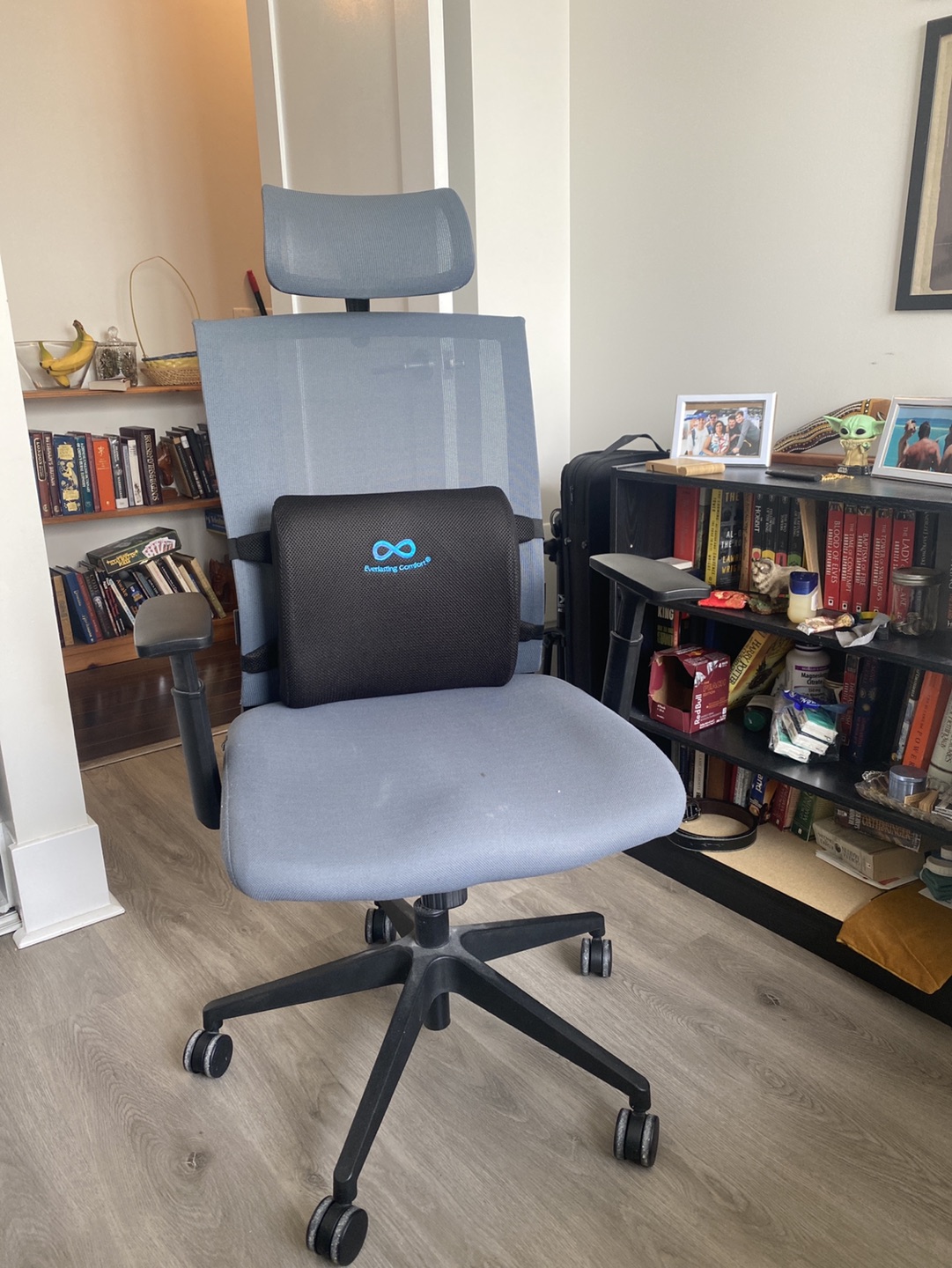 Desk chair thumbnail
