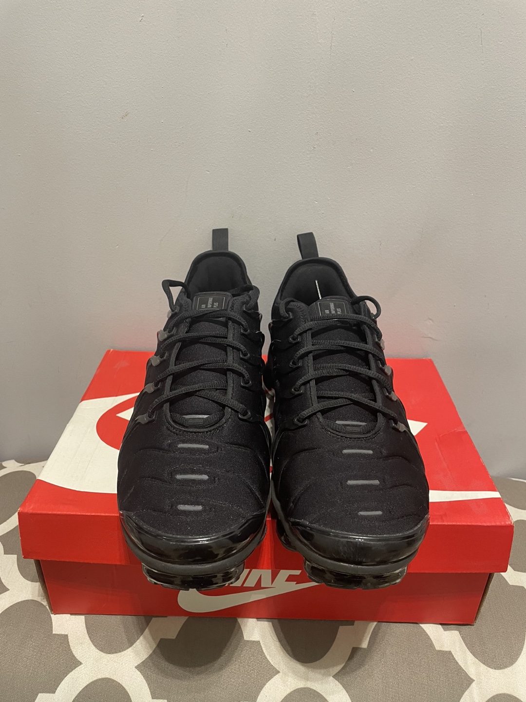 Nike Air Vapormax Plus Size 11.5 - photo 3