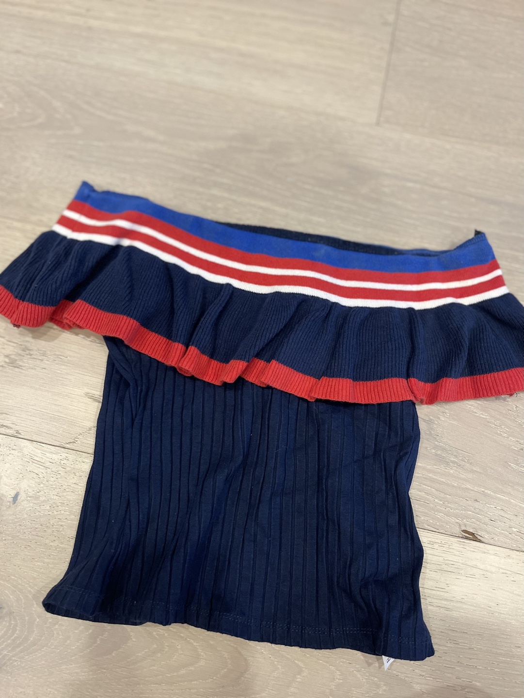 🏀 Bershka off shoulder top! Moving sale thumbnail