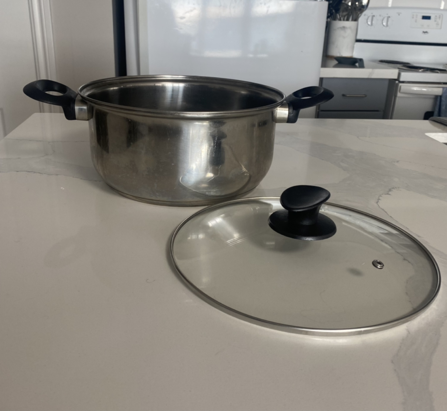 Soup/hot pot with lid - photo 2