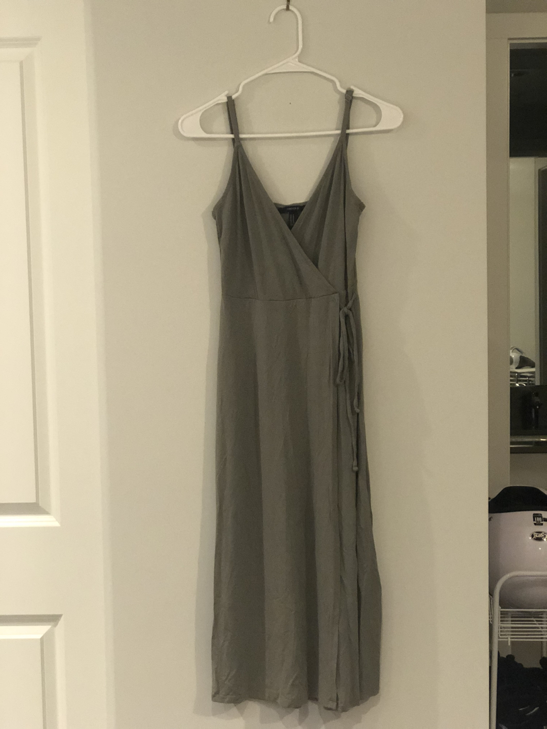 sage green midi “wrap” dress M