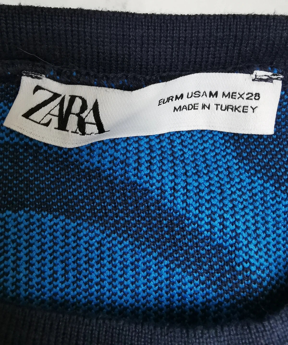 Zara JACQUARD KNIT TOP Sweater Crop Pattern Medium Size. - photo 3