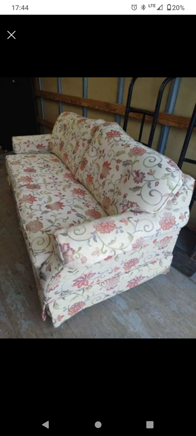 LazBoy Loveseat, Sofa, Living Room Furniture FREE DELIVERY - photo 2