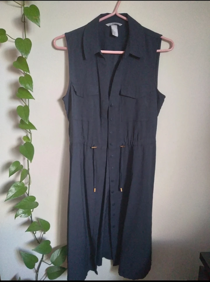 H&M Navy blue dress size 6 Medium thumbnail