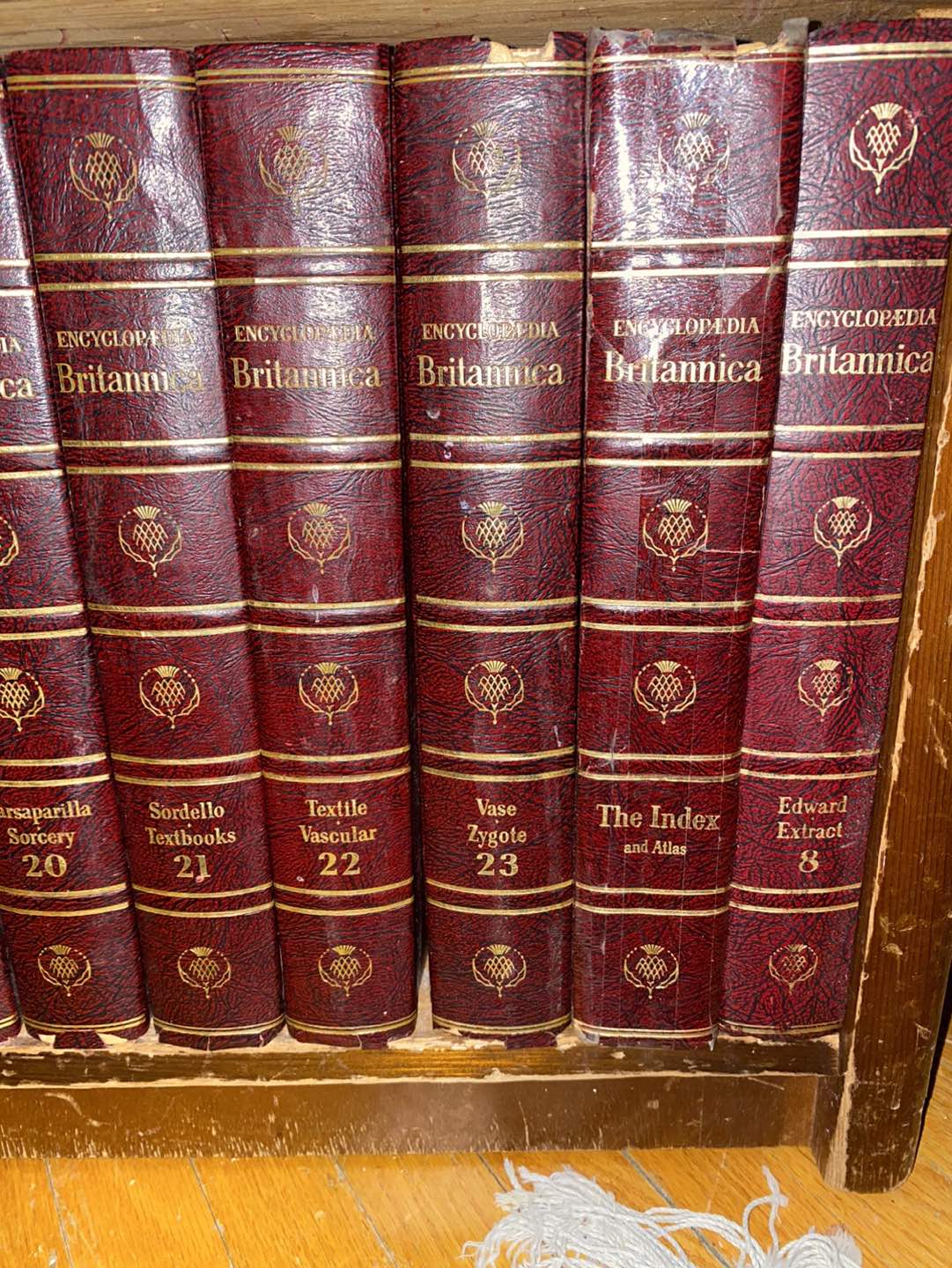 Encyclopedia britannica -full set thumbnail