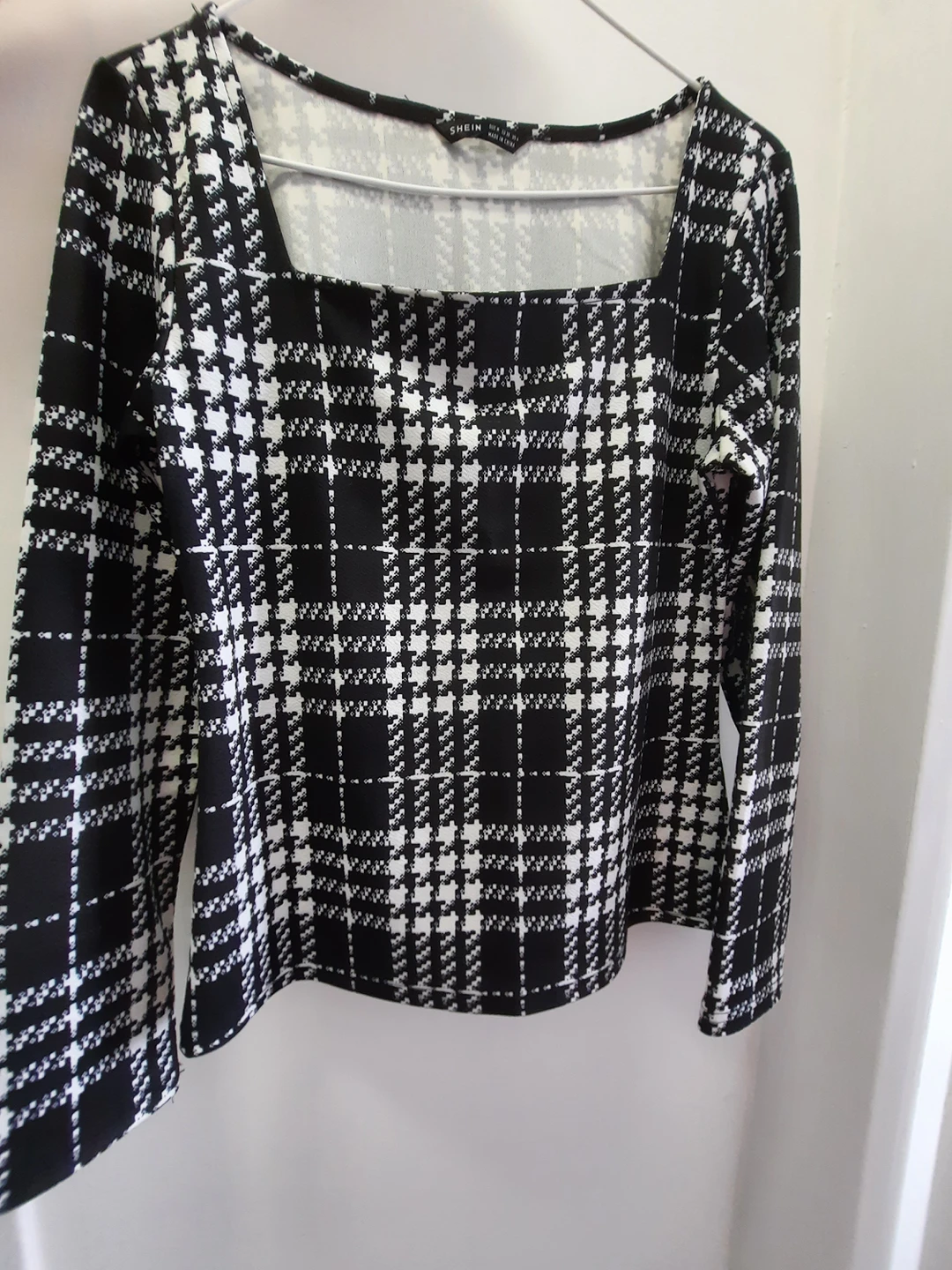 Square Neck Fitted Plaid Top 💸 image indicator(3)