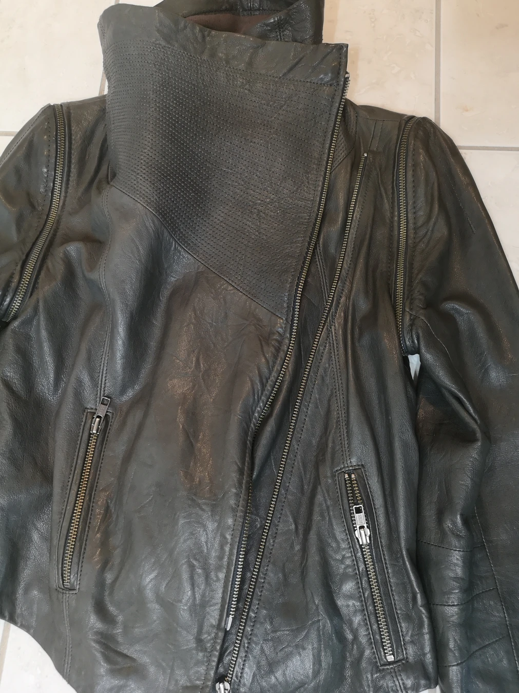 00s Vintage washed grey leather asymmetrical zipper jacket - photo 2