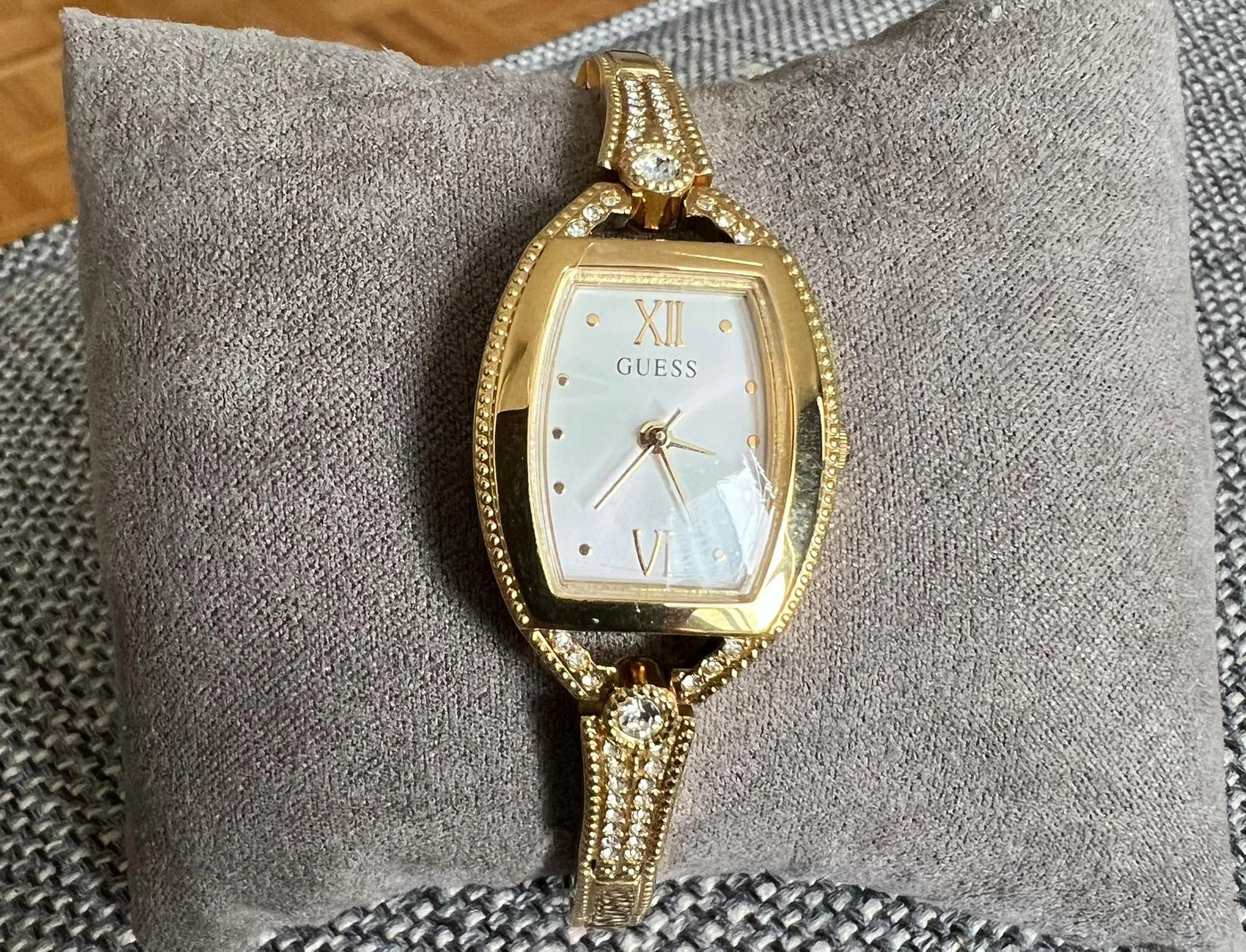 Brand new Guess watch thumbnail