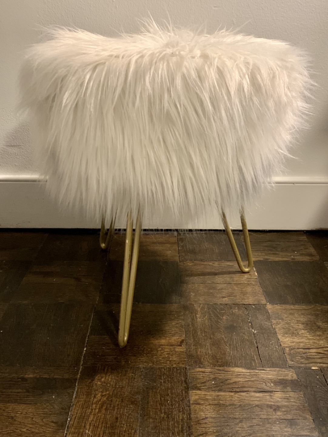 Faux Fur Vanity Stool - photo 5